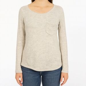 Qi Featherweight Scoopneck Cashmere Pocket Sweater in Heathered Cream Size XS